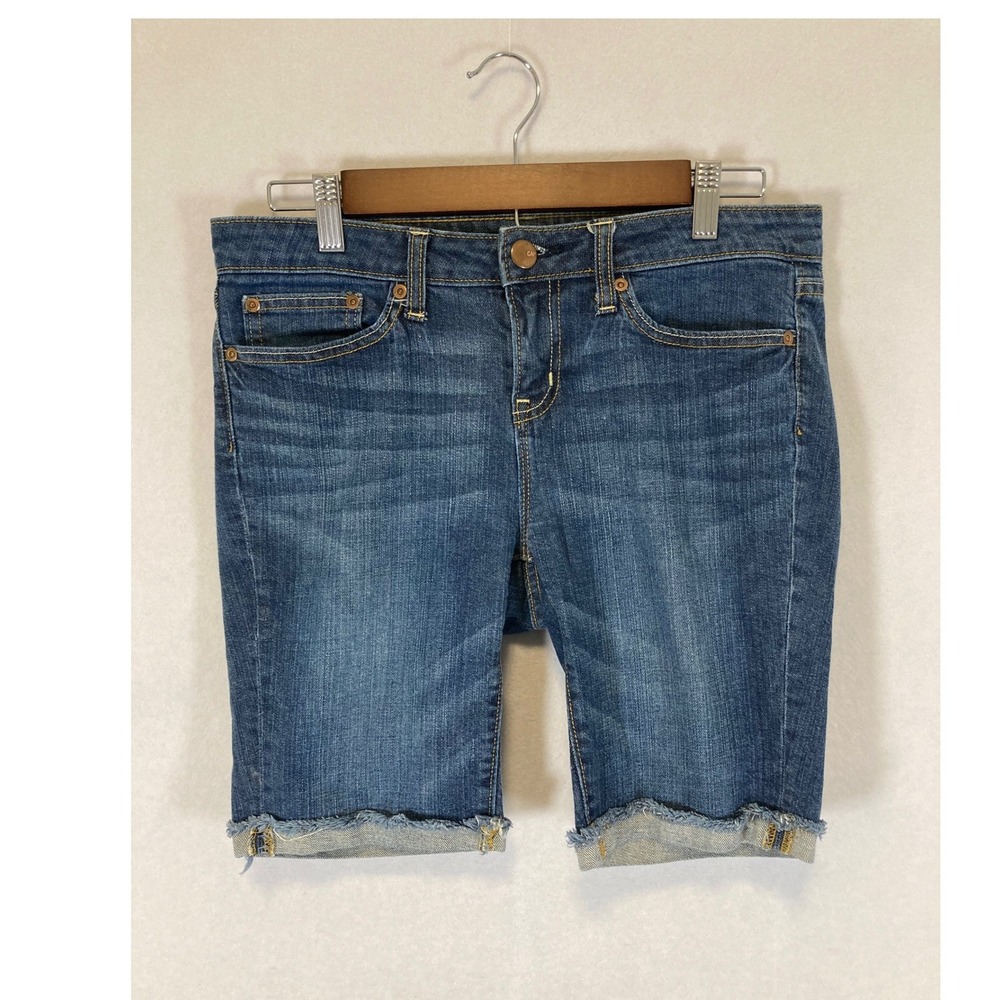 Casual Gap Aubrey Women Size 4 Blue‎ Medium Wash Raw Hem Denim Bermuda Shorts